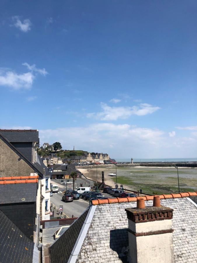 Le Querrien Hotel Cancale Exterior photo