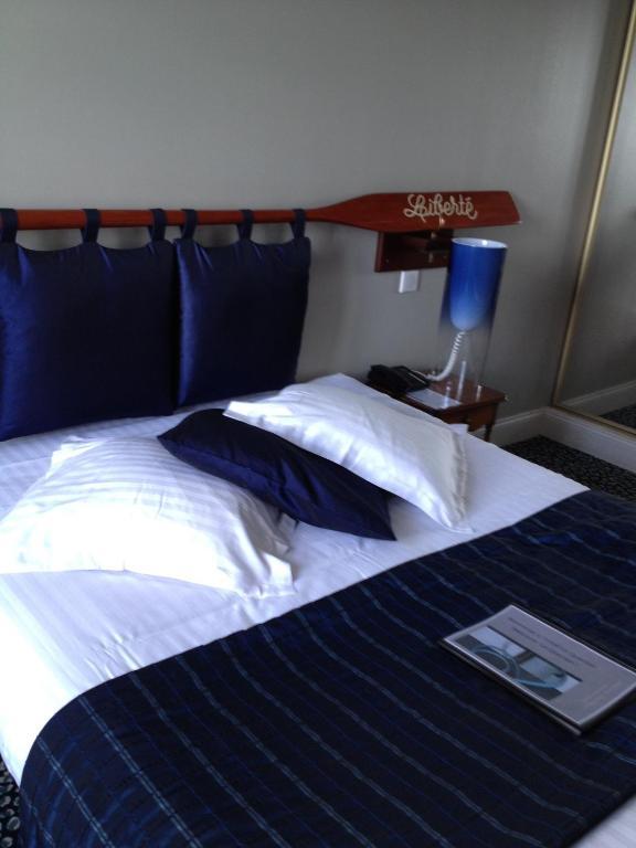 Le Querrien Hotel Cancale Room photo